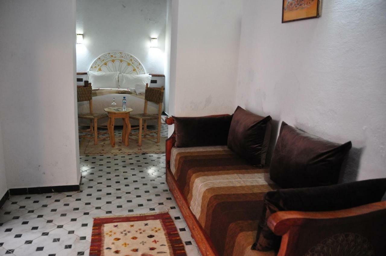 Riad Zawia Εσαουίρα Εξωτερικό φωτογραφία